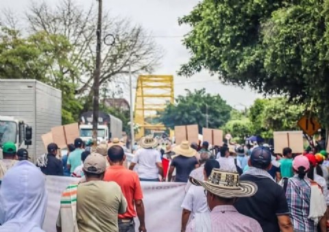 VIDEO | Paro arrocero colapsa la economía y la movilidad del país