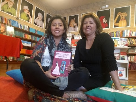 Dibi Guzmán, la escritora más joven de la Feria del Libro de Bogotá, superó una dislexia