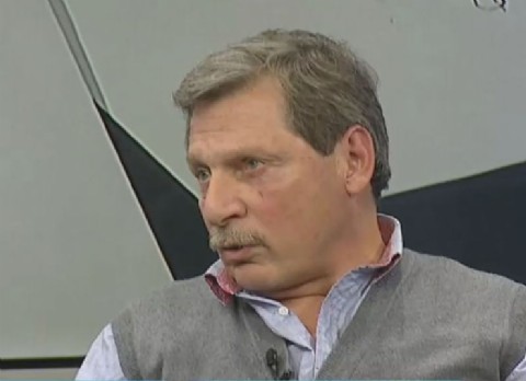 Colombiano en Argentina denuncia que le robaron 3000 dólares