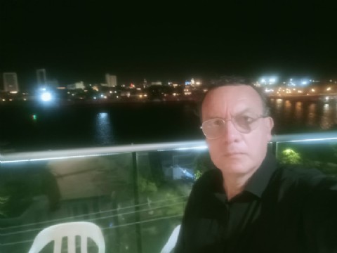 Caminar la ciudad de Cartagena: sentir la vida de colores