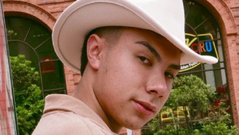 VIDEO | Kevin Medina apuesta a la autenticidad en la música popular con su nuevo sencillo “Estoy Cansado”