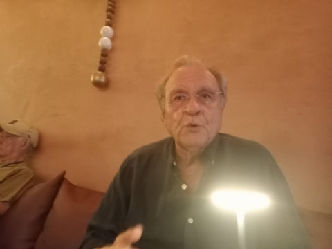VIDEO | Hans Blumenthal: un alemán con corazón caribeño, bajo el idioma de la paz