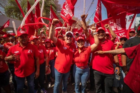 El presidente del Senado, Lidio García Turbay, busca la reelección