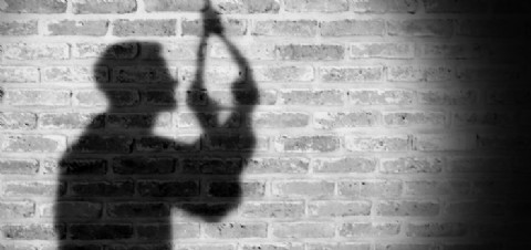 El suicidio, un problema de salud pública: debate central en foro académico en el Quindío