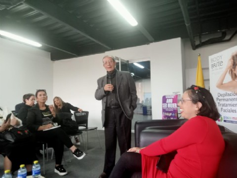 VIDEO | Se realizó el primer Simposio Internacional "Amo Ser Mujer" en la ciudad de Chía