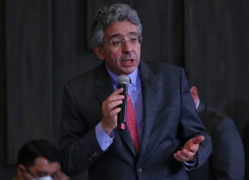 Enrique Gómez acusó a Petro  de buscar "romper relaciones con Israel"