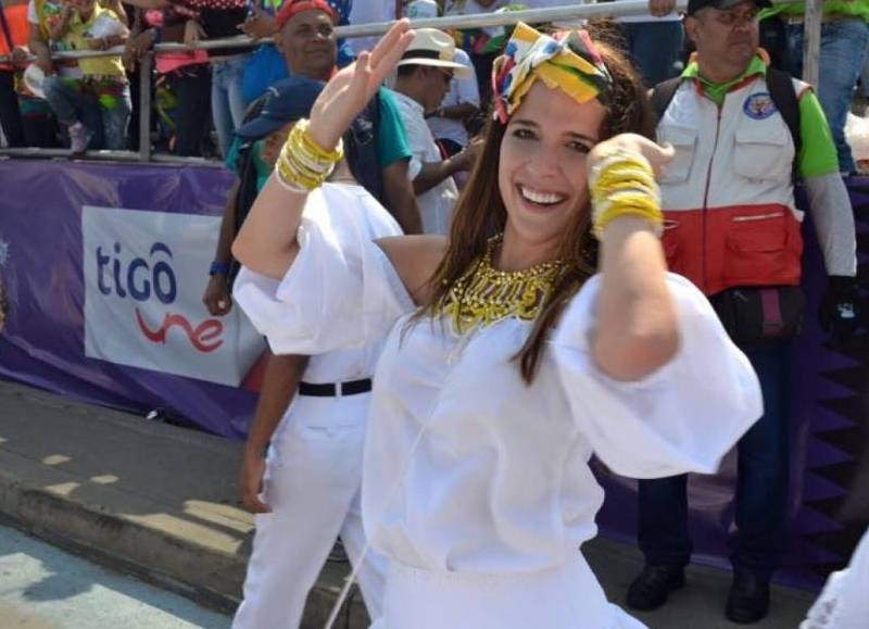 Stephanie Mendoza Vargas la nueva reina del Carnaval de Barranquilla 2017 Stephanie Mendoza Vargas la nueva reina del Carnaval de Barranquilla 2017