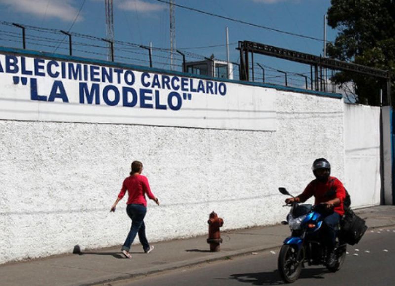 Asesinato de guardia en La Modelo expone la crisis carcelaria