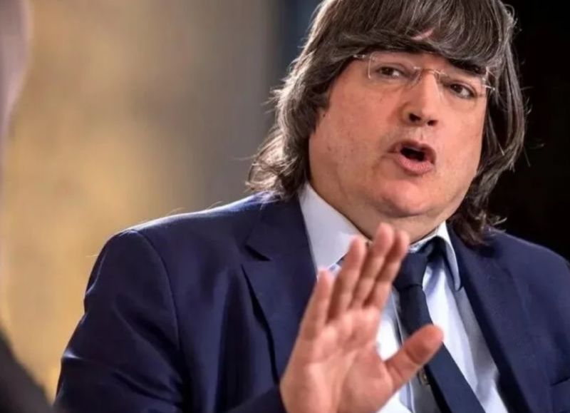 El periodista Jaime Bayly defenestró a Petro por su intervención en Davos: "Hizo el ridículo"