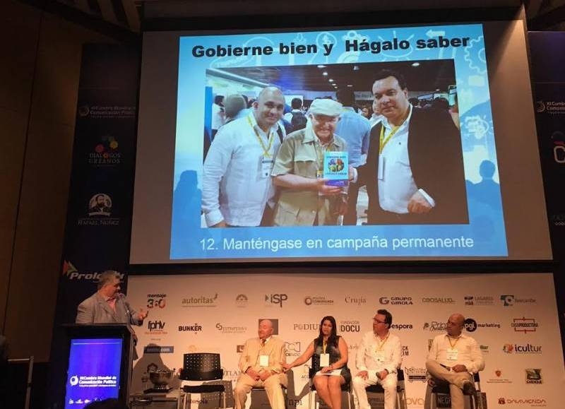 Libro "Gobierne bien y hágalo saber": lanzado en la XI Cumbre Mundial de Comunicación Política