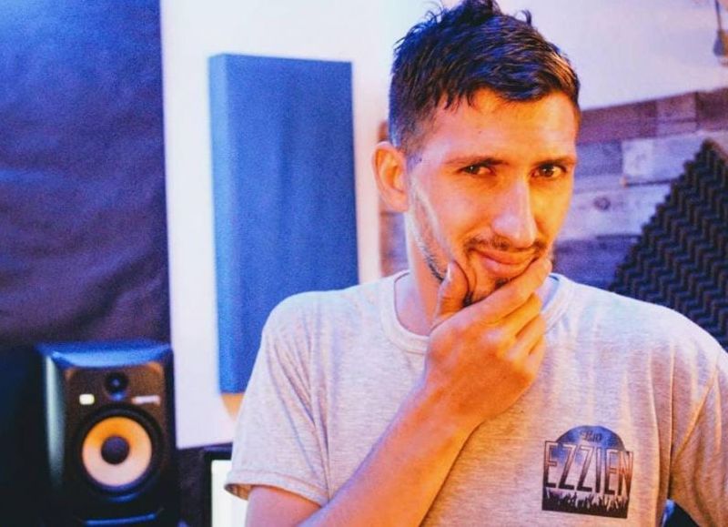 Ezzien, ganador "El Artista NOVA" al Broadway con Guillermo Marín
