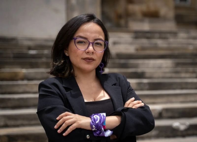 Jennifer Pedraza radica proyecto “anti-cepo” para frenar el acoso judicial contra periodistas