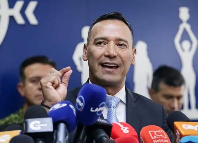 Polémica en el aire: el Gobierno bajo fuego por los bombardeos en Arauca y Guaviare